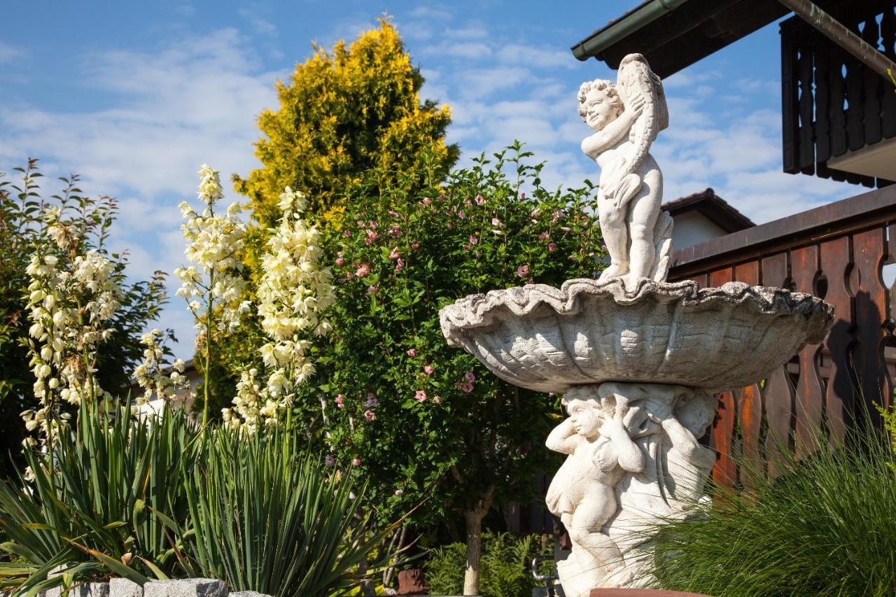 Romantik Villa อันเด็คส์ ภายนอก รูปภาพ